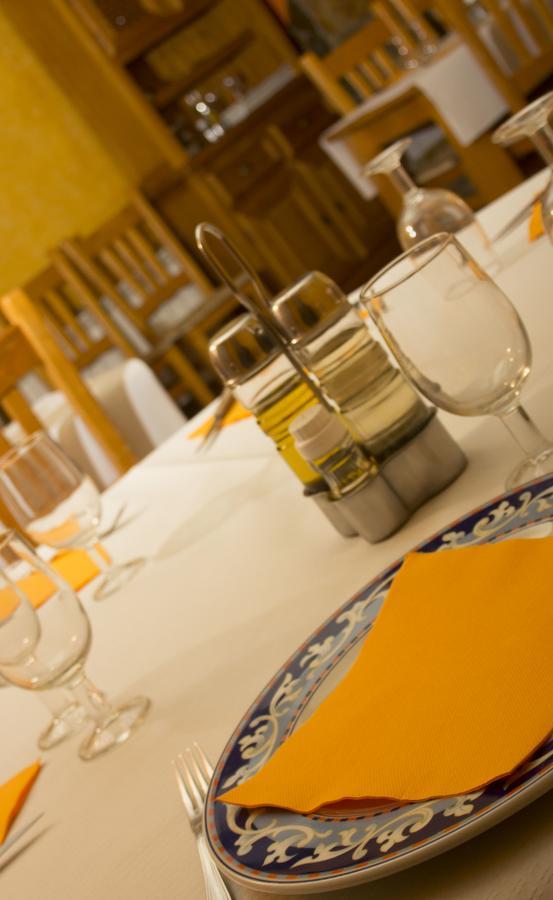 Hostal El Bodegon Ateca Екстер'єр фото