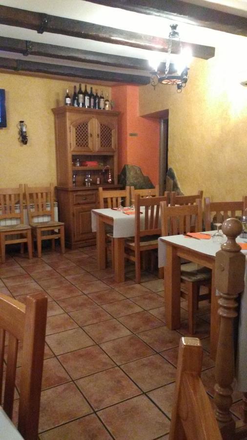Hostal El Bodegon Ateca Екстер'єр фото